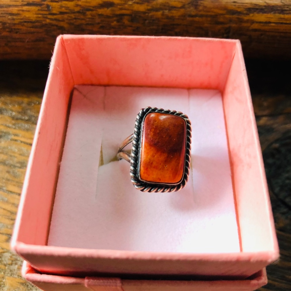 Navajo Sterling Silver Spiny Oyster - Picture 12 of 16